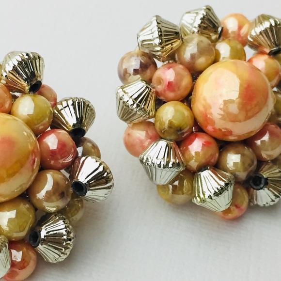 Vintage Runway Statement Beaded Clip On Earrings - Picture 3 of 8